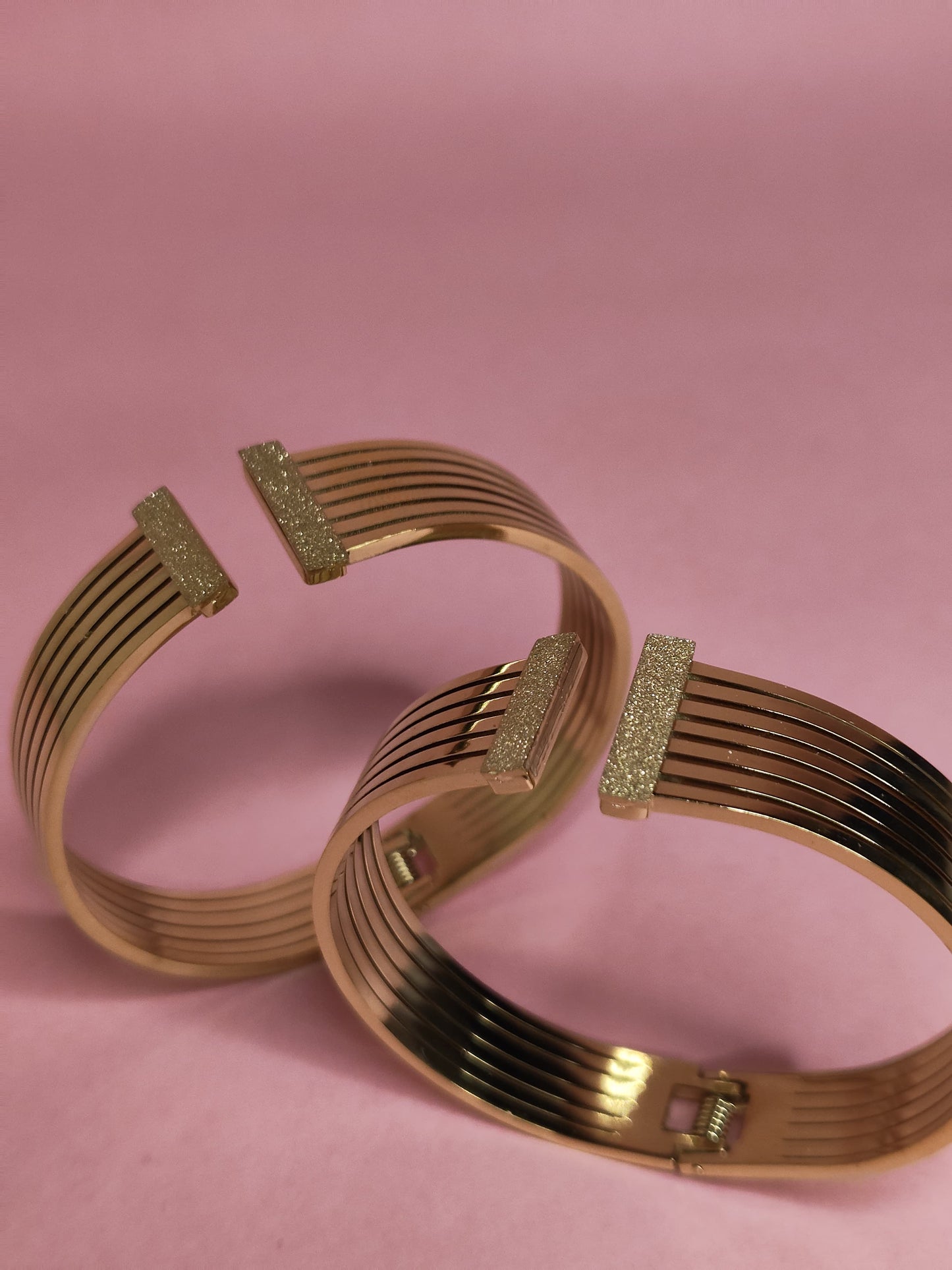 Classic Ridge Bracelet (1 pc)