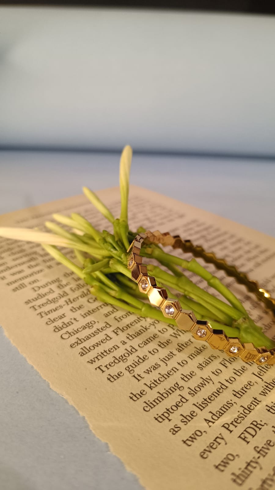 Sweet Shine Bangle Bracelet (for thin wrist | baby size)