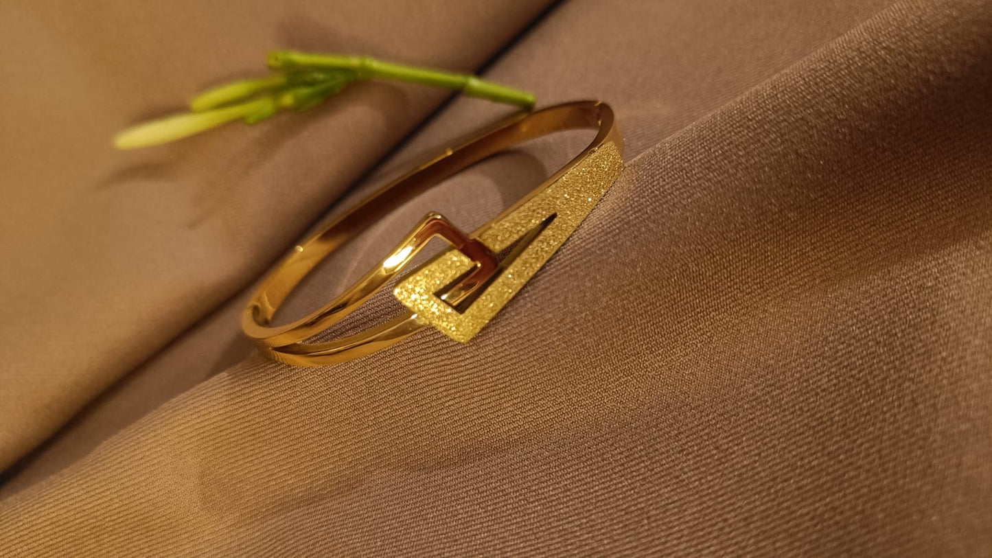 Dainty Shine Bangle Bracelet