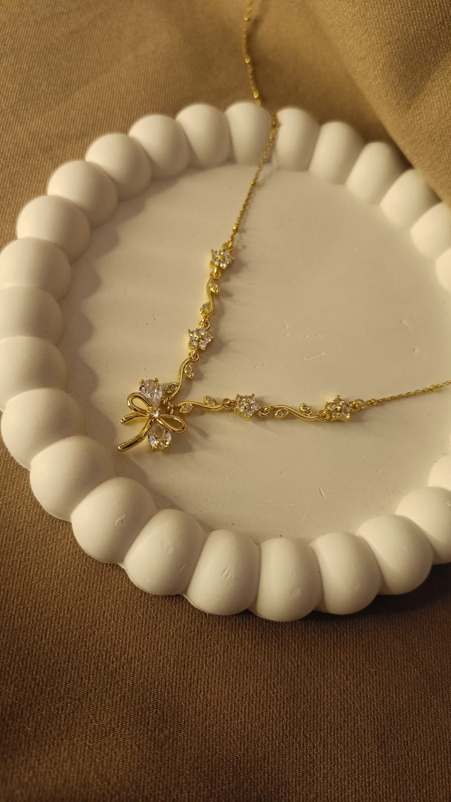 Tulip Bow Pendant