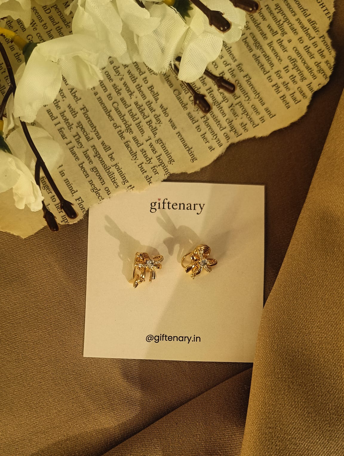 Twinkle Bow Earrings